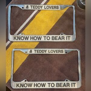 Teddy Lovers Know How To Bear It License Plate Frames